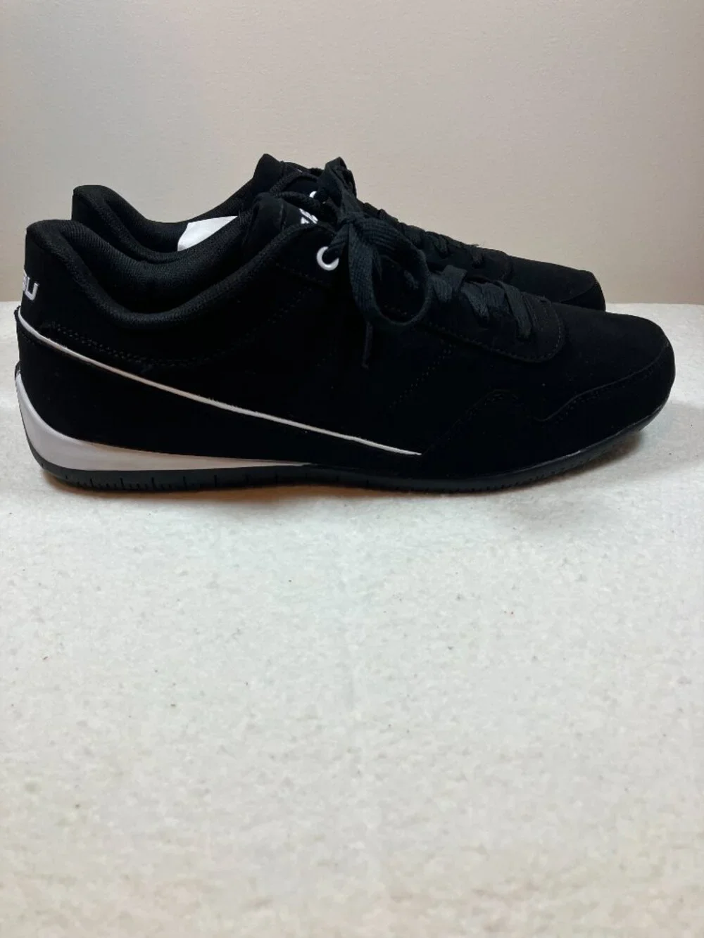 Mens Black Low Top‎ FUBU Sneakers Size 11